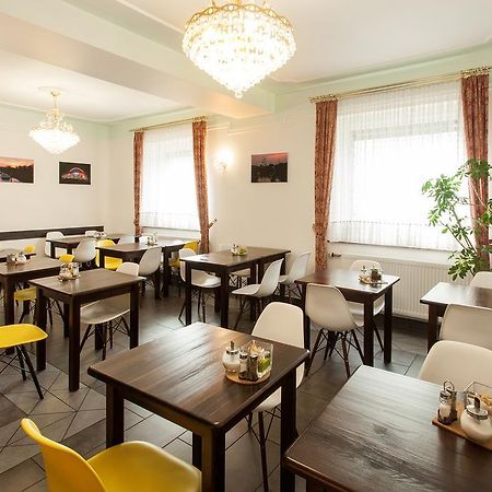 Centro Hotel Arkadia Кёльн Экстерьер фото