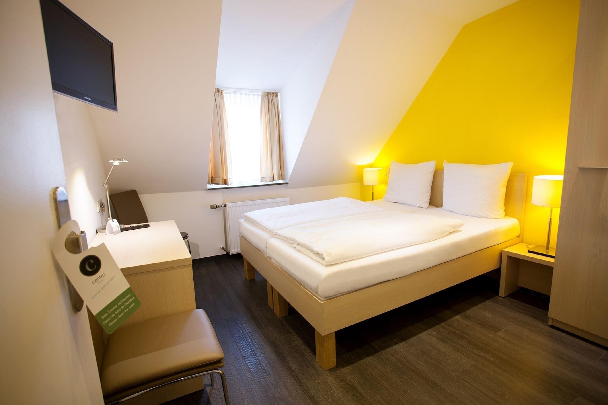Centro Hotel Arkadia Кёльн Экстерьер фото