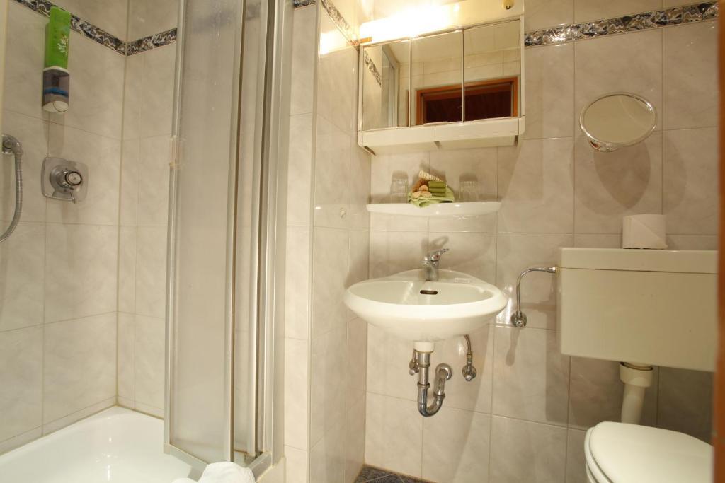 Centro Hotel Arkadia Кёльн Номер фото